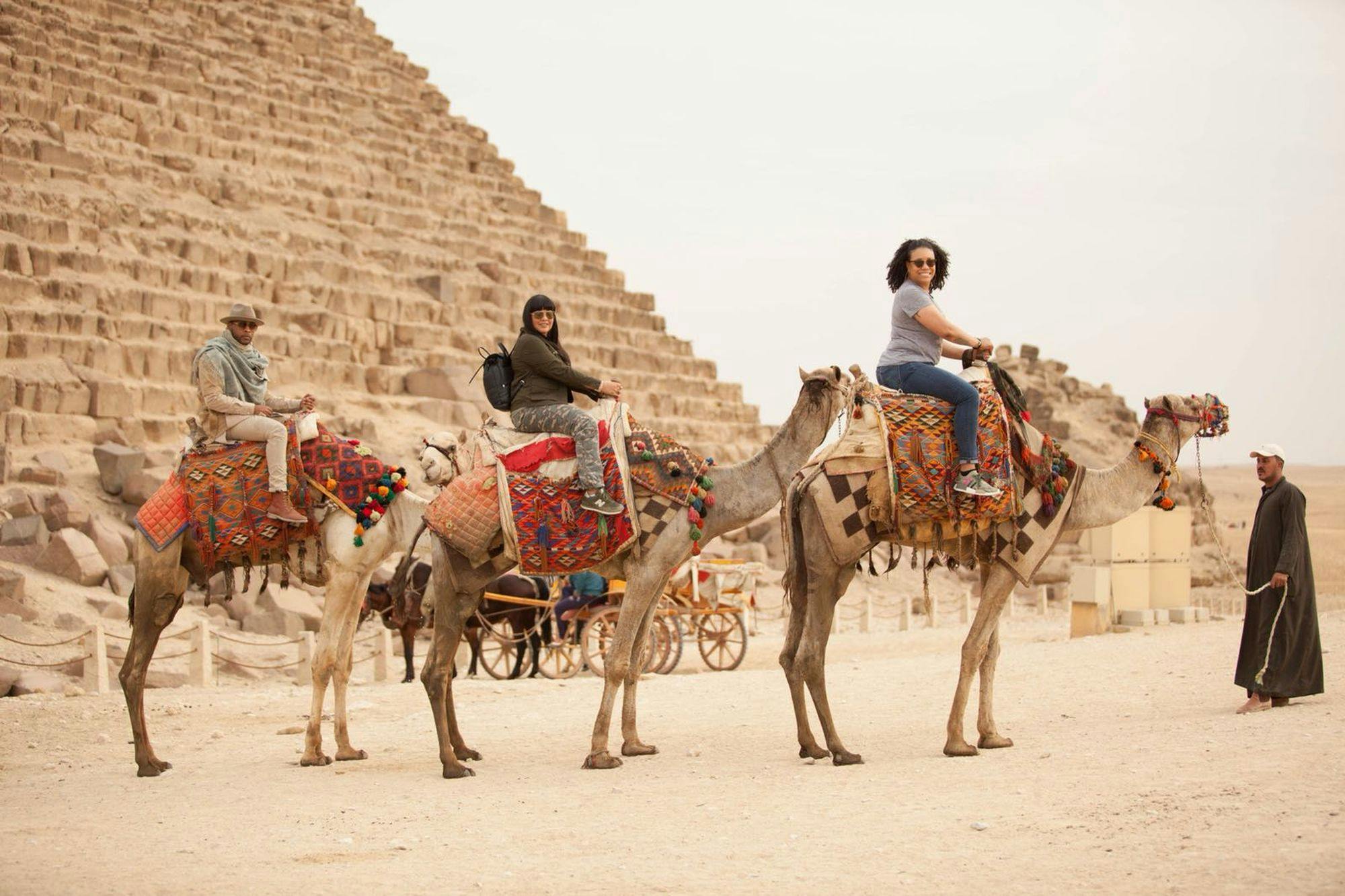 Full Day Private Trip to Giza, the Sphinx and Sakkara Pyramid